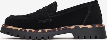CESARE GASPARI Slip-ons in Black: front