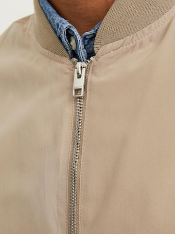 JACK & JONES Regular fit Prehodna jakna 'Rush' | rjava barva