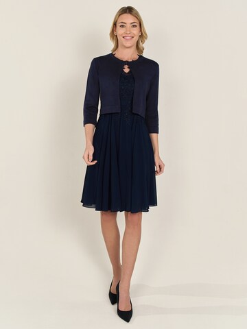 APART Strickbolero in Blau: Vorderseite