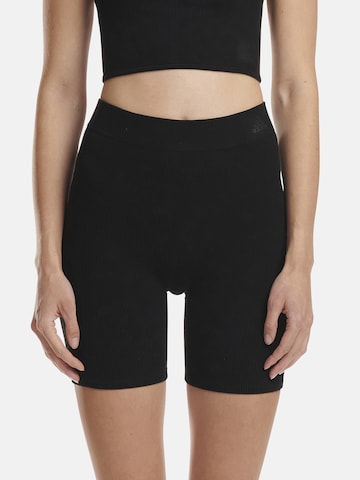 ADIDAS SPORTSWEAR Skinny Workout Pants in Black: front
