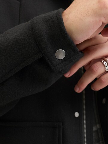 JACK & JONES - Chaqueta de entretiempo en negro