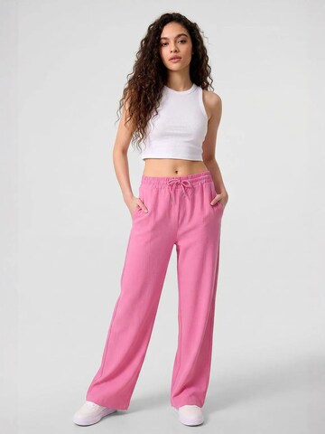 Tommy Life Pants in Pink: front