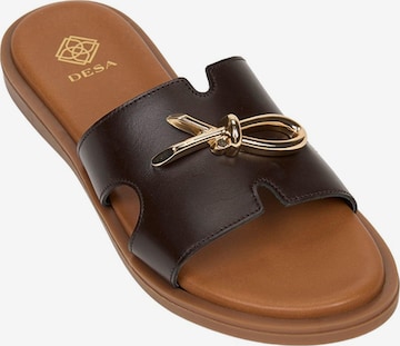 Desa Mule 'Folien' in Brown: front