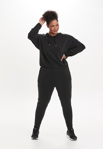 Q by Endurance Tapered Sweatpants 'CINMARIE' in Schwarz