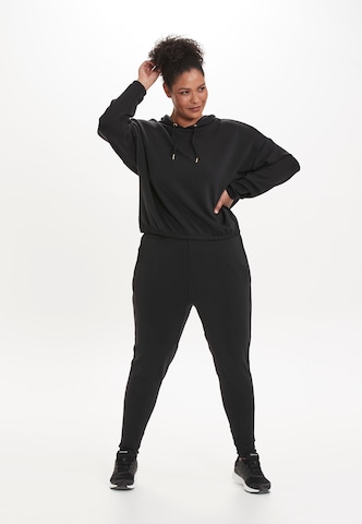 Q by Endurance Tapered Pants 'CINMARIE' in Black