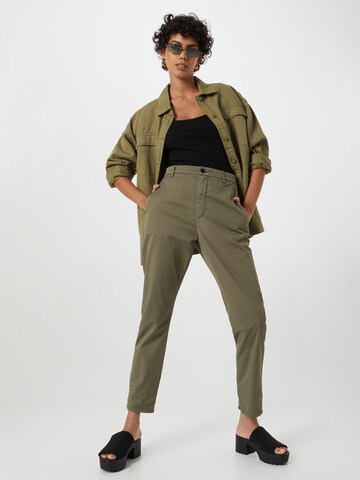 Regular Pantalon chino HOPE en vert