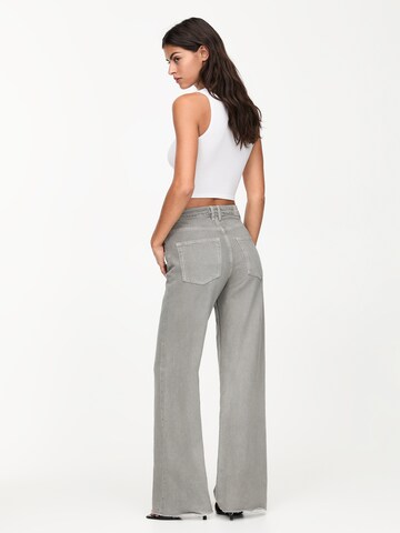 Pull&Bear Flared Jeans in Grijs