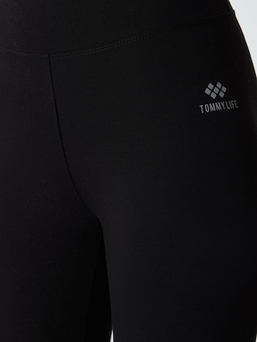 Skinny Leggings 'Gamaschen' di Tommy Life in nero