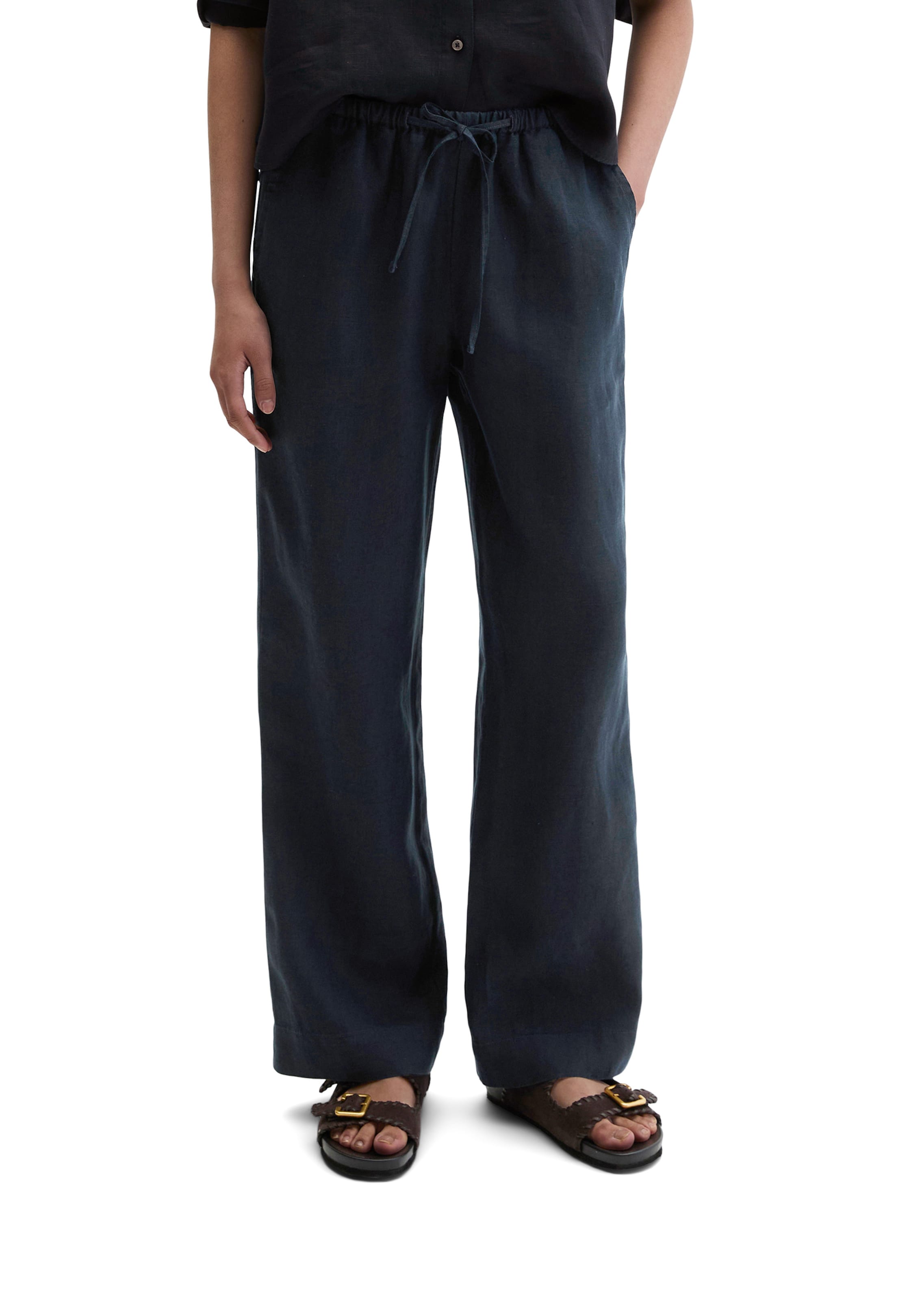 Marc O'Polo Loose fit Trousers in Blue: front