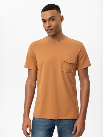 T-Shirt Daniel Hills en marron : devant