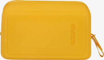 American Tourister Handbag in Yellow: front