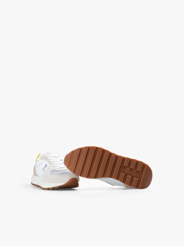 Scalpers Sneakers ' ' in White