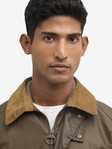 Barbour Overgangsfrakke 'LIGHTWEIGHT ASHBY WAX MWX1377' i grøn