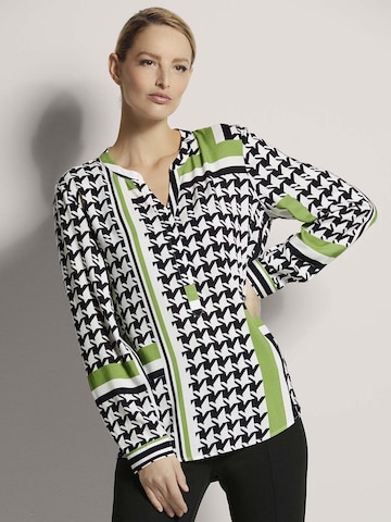 MADELEINE Blouse in Zwart: voorkant