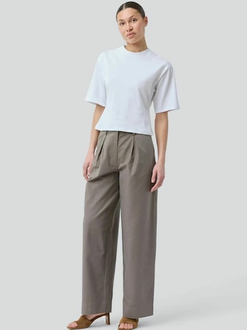 Top ' Tampamd ' di modström in bianco