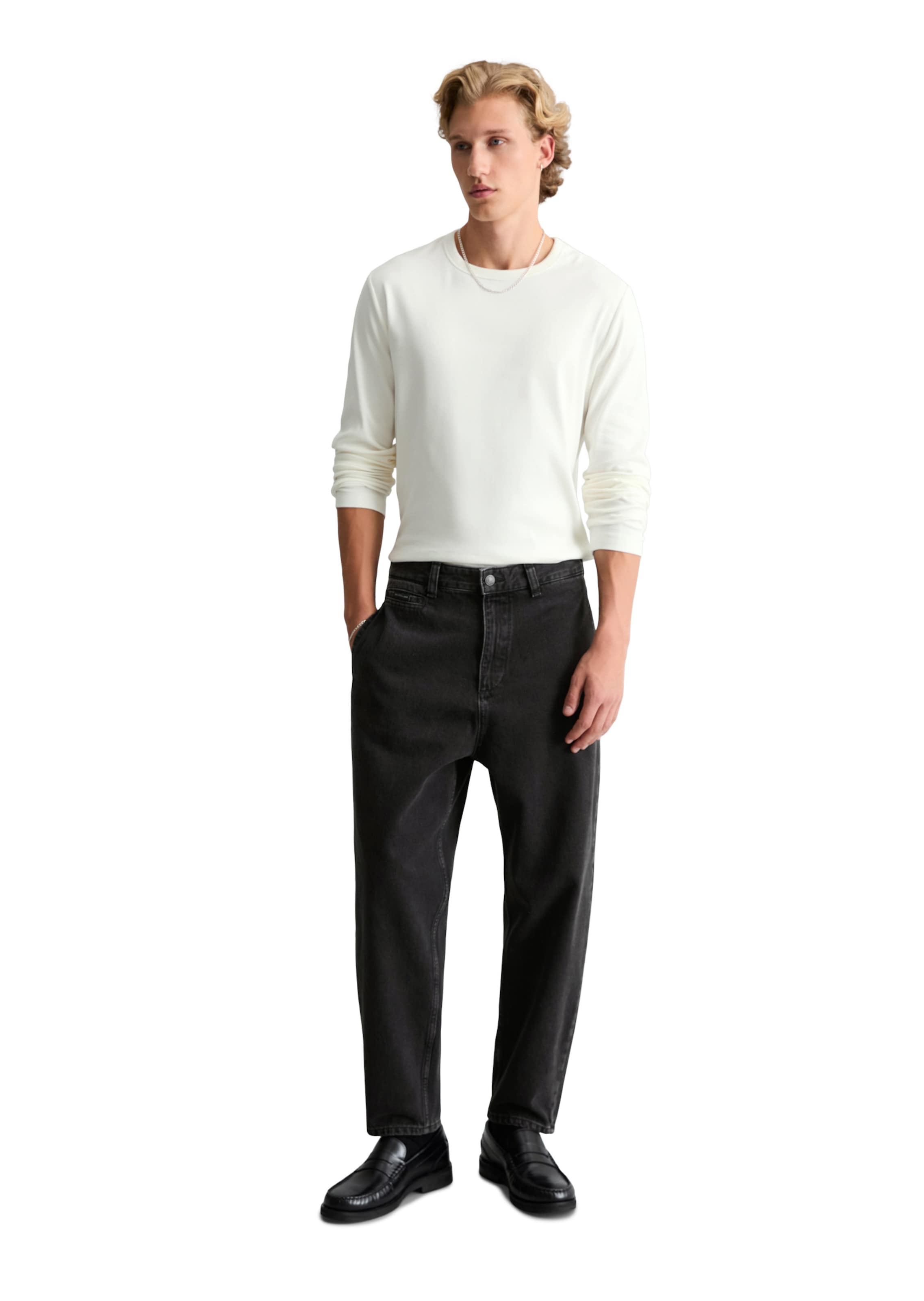 Marc O'Polo DENIM Tapered Jeans in Schwarz: Vorderseite