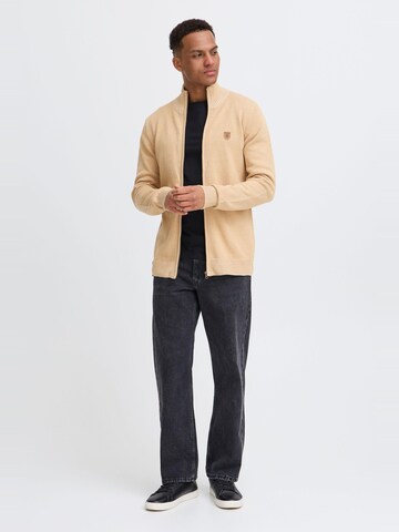 INDICODE JEANS Gebreid vest 'Andy' in Bruin