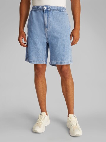 Calvin Klein Jeans Loose fit Jeans in Blue: front