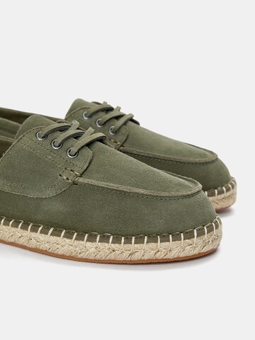 Pull&Bear Moccasins in Green