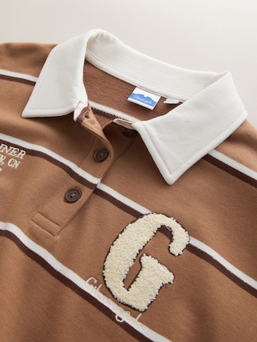 Next - Camiseta en marrón