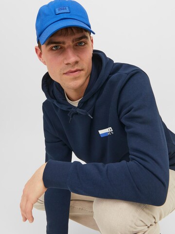 JACK & JONES Sweatshirt in Blauw