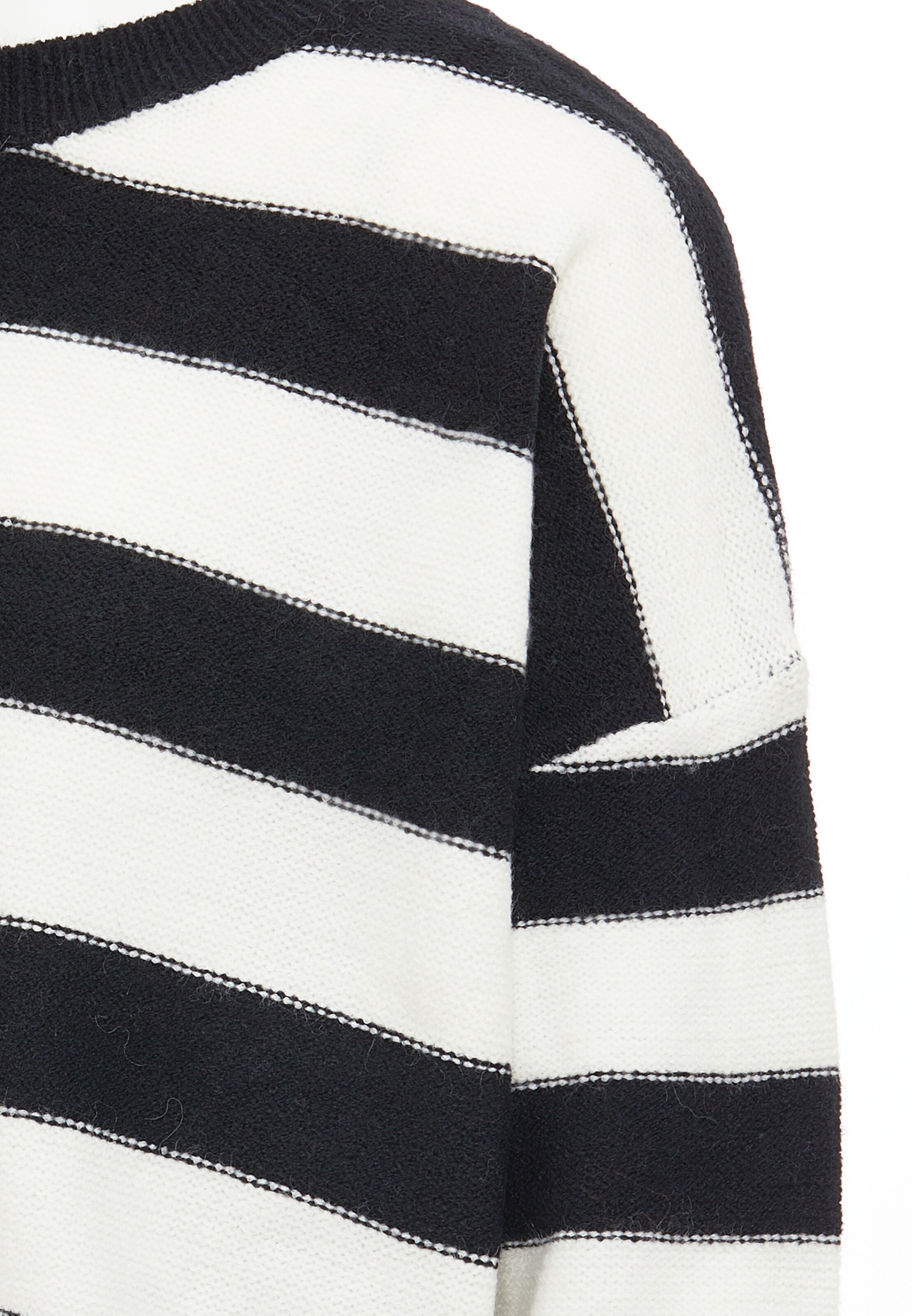 faina Pullover in Schwarz