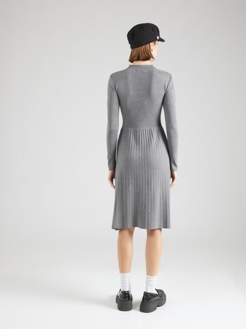 Robe 'Liliana' ABOUT YOU en gris