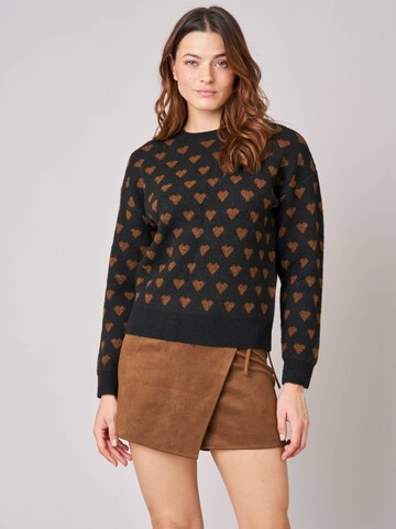Deeluxe Sweater in Black