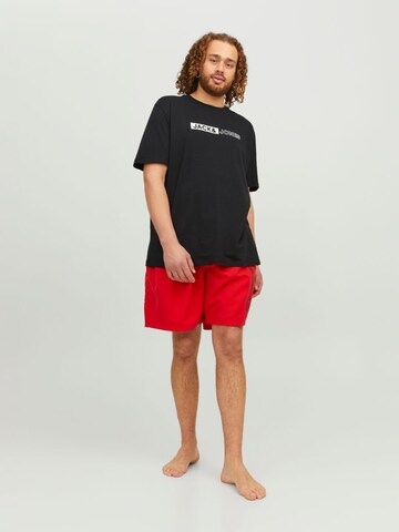 Jack & Jones Plus Badshorts i röd