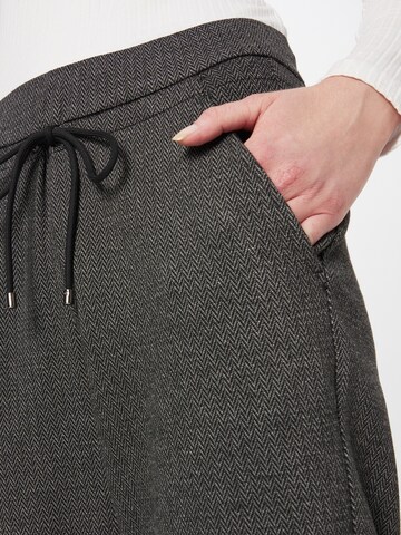 Regular Pantaloni 'EASY' de la MAC pe gri