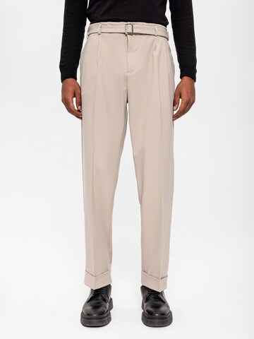 Antioch Slimfit Bügelfaltenhose in Beige: Vorderseite