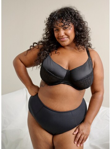 Devoted by Zizzi Balconette BH 'Licia' in Schwarz