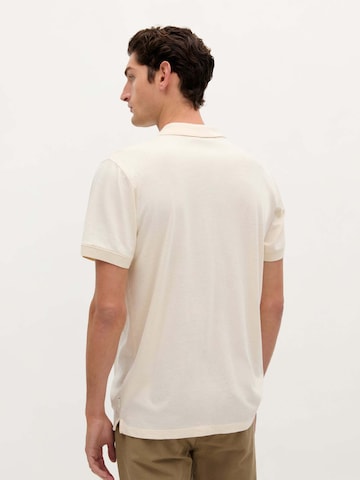 Tricou ' ' de la Scalpers pe bej