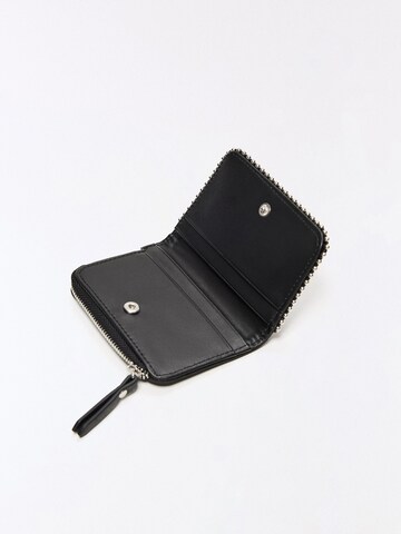 Bershka Puzdro - Čierna