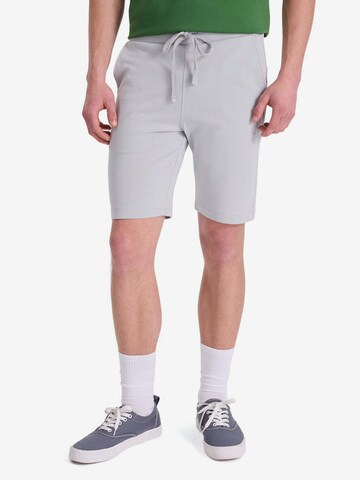 WESTMARK LONDON Regular Shorts in Grau: predná strana