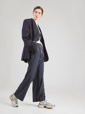 studioselect Regular Pleat-front trousers 'Sally' in Blue