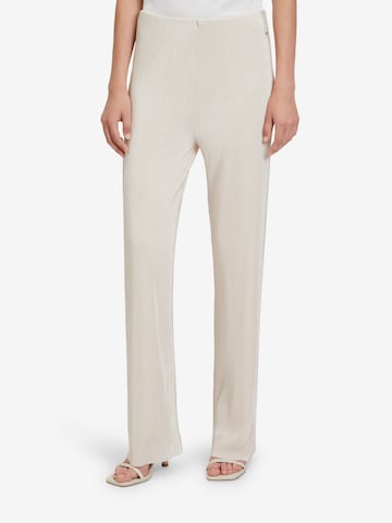 Regular Pantalon Betty & Co en beige : devant