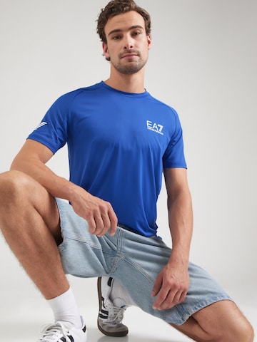 EA7 Emporio Armani Функциональная футболка в Синий: спереди