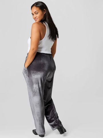 Regular Pantalon 'Rosina' Guido Maria Kretschmer Curvy en gris