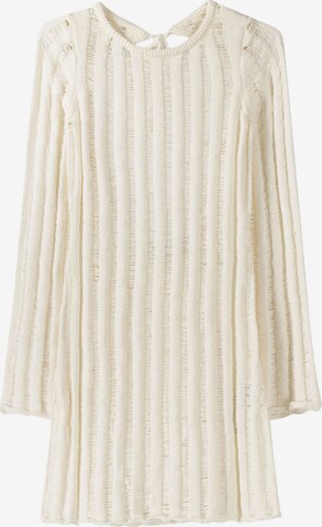 Bershka Knitted dress in Beige: front