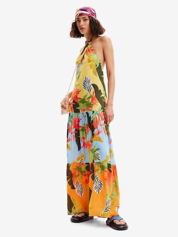 Robe d’été Desigual en mélange de couleurs