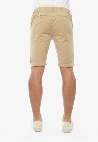 Le Temps Des Cerises Slimfit Shorts 'Viborg' in Beige