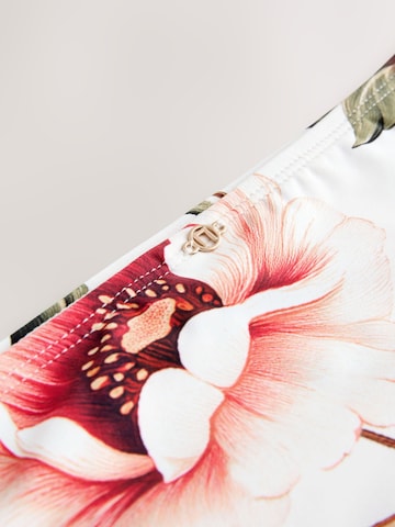 Next Bikinitrusse i hvid