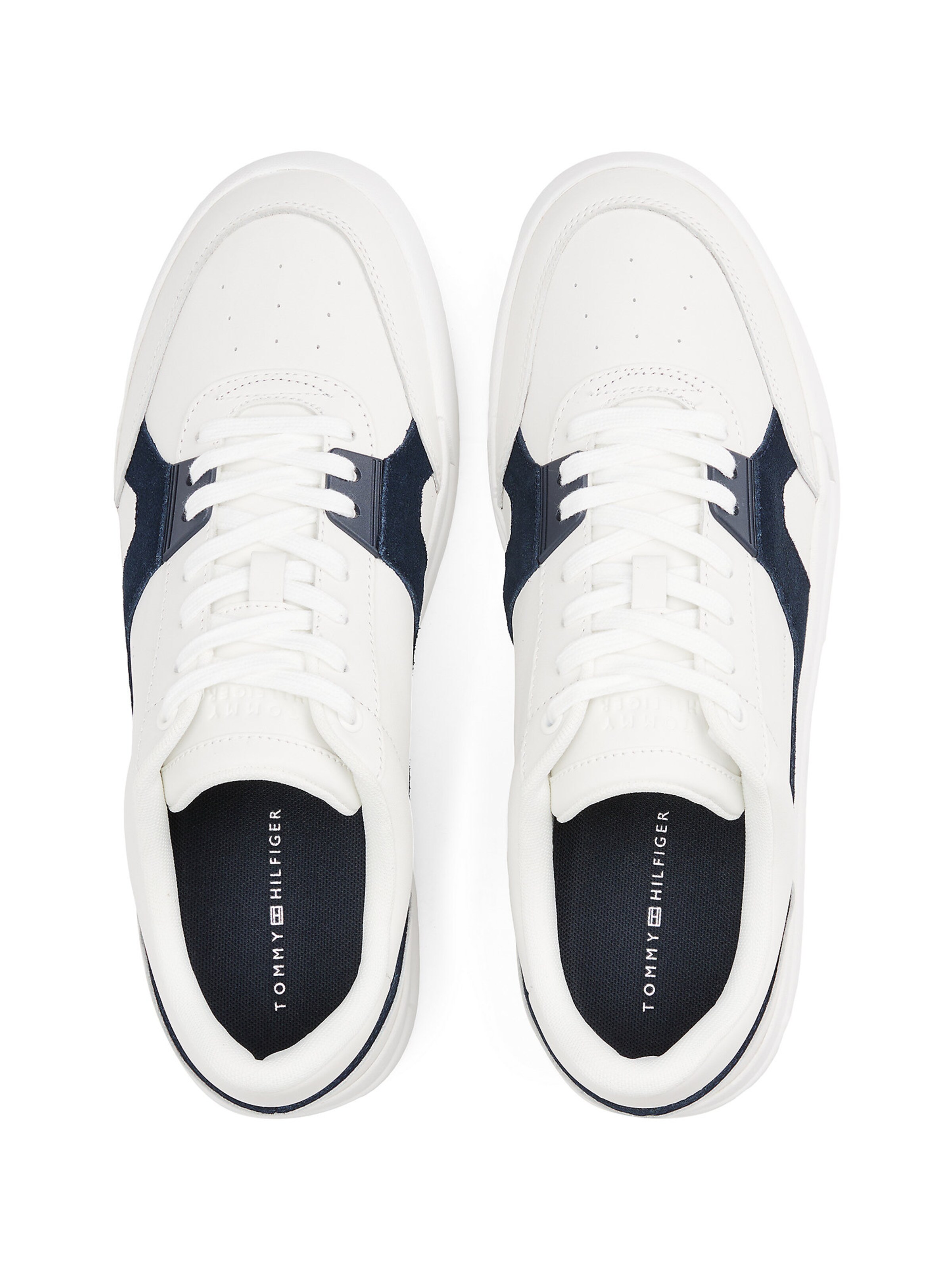 Baskets basses TOMMY HILFIGER en blanc