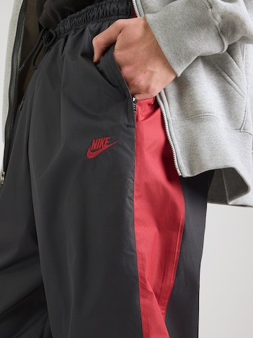 Nike Sportswear regular Παντελόνι σε μαύρο