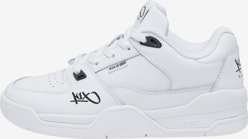 Baskets basses K1X en blanc : devant