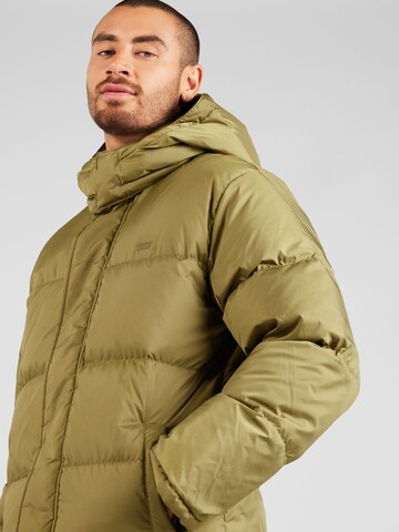 LEVI'S ® Vinterjakke 'Laurel Short Puffer' i grøn