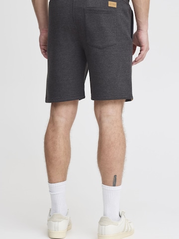 !Solid Regular Shorts 'SDArona' in Grau