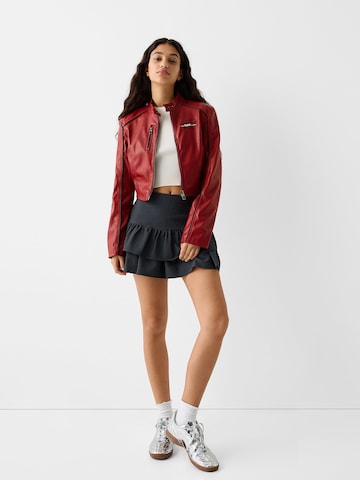 Veste mi-saison Bershka en rouge