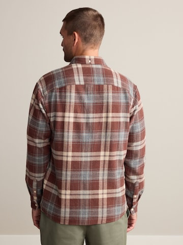 Next Regular Fit Skjorte i brun